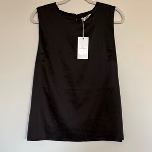 Luigrad Black Sleeveless Top